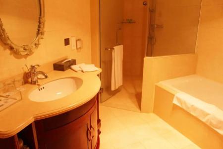 Beijing Continental Grand - 137