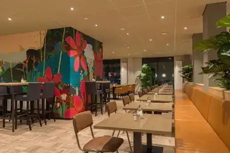 Best Western Amsterdam - 17
