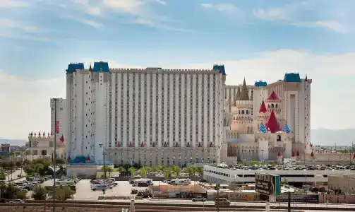 Hampton Inn Tropicana Las Vegas - 31