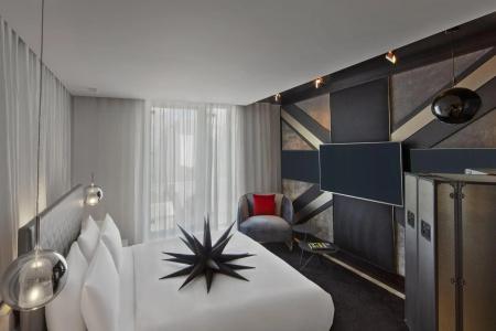 W London - 2