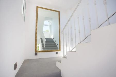 Vanik Suites - 114