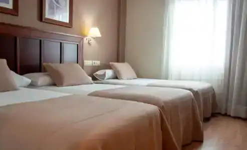 Santiago León - 48