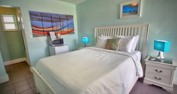 Hollywood Beachside Boutique Suite - 31