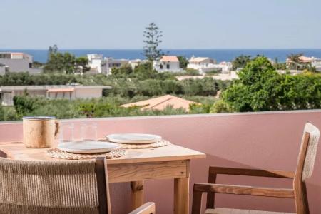 Elea Suites & Residences - 204
