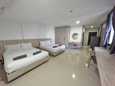 Oyo 426 All Day Hostel @ Sukhumvit - 31