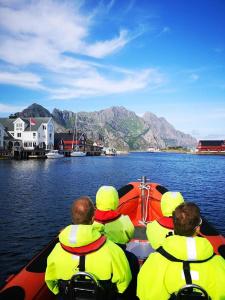 Henningsvær Guesthouse - 38