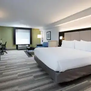 Holiday Inn Express & Suites i-95 & i-20 Civic Ctr, An Ihg - 32