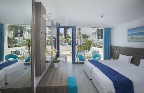 Limanaki Beach & Suites - 72