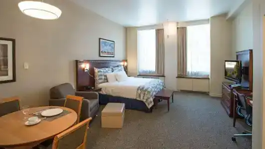 Le Square Phillips Hôtel & Suites - 65