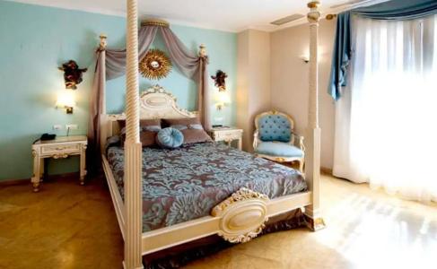 Adriano Boutique Sevilla - 111
