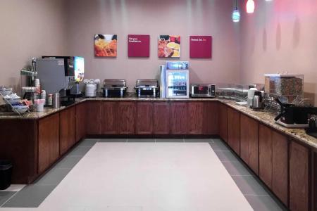 Comfort Suites - University - 29