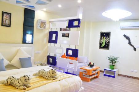 Royal Penguin Boutique & Spa - 108