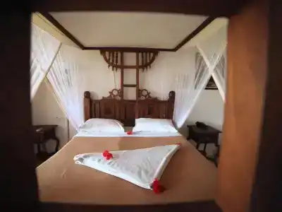 Langi Langi Beach Bungalows - 32