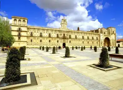Parador de Turismo de León - 0