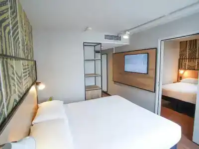 Ibis Tours Centre Giraudeau - 54
