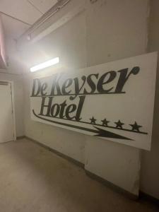 De Keyser - 17
