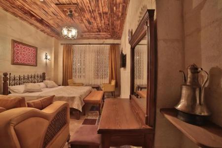 Caravanserai Inn - 89
