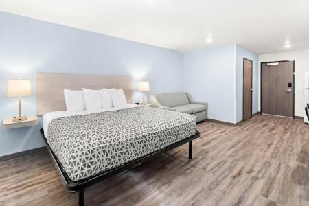 Comfort Suites - 46