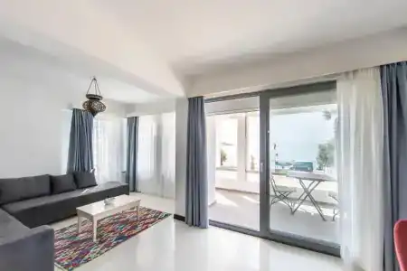 Kefi Beach & Suites - 195