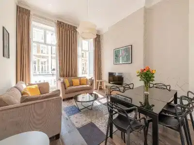 Manson Place - 254