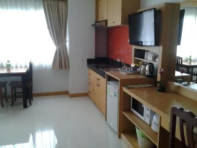 Green Harbor & Service Apartment - 33