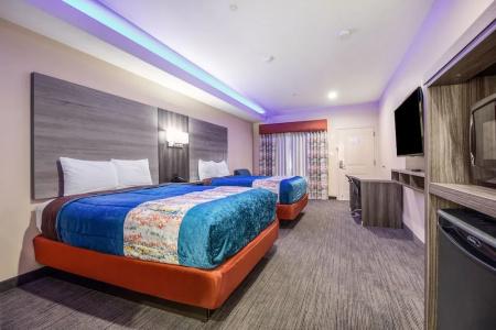 Scottish Inn & Suites Houston Willowbrook - 4