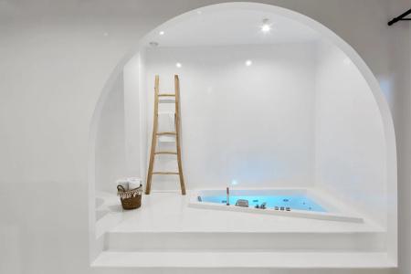 Arco Solium Suites - 100