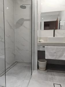 St Georges Motor Inn - 68
