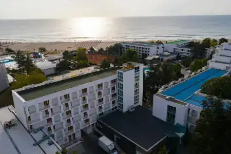 Malibu - 14