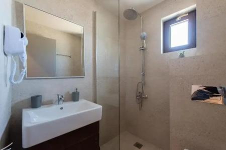 Dimitra & - 87