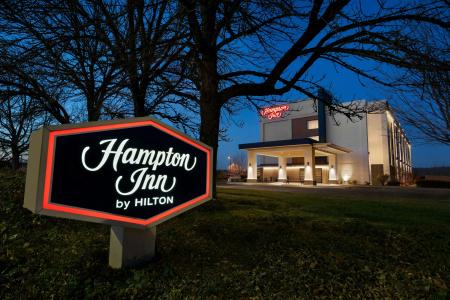 Hampton Inn Portland Airport - 17