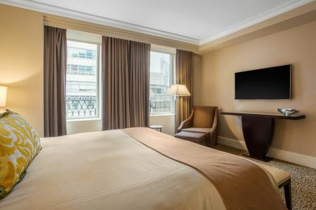 Omni Berkshire Place - 41