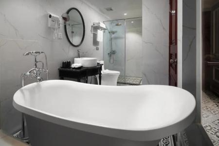 Acoustic & Spa - 127
