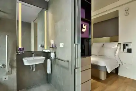 Yotel Singapore Orchard Road (Sg Clean, Staycation Approved) - 45