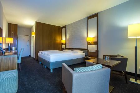 Park Inn by Radisson Lübeck - 2