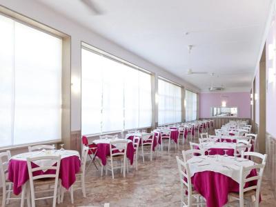 Promenade Universale - 12