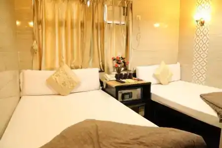 Everest Inn - 23
