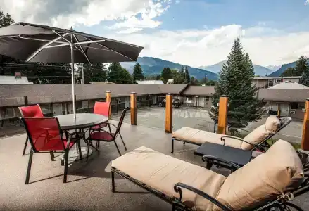 Swiss Chalet - 15