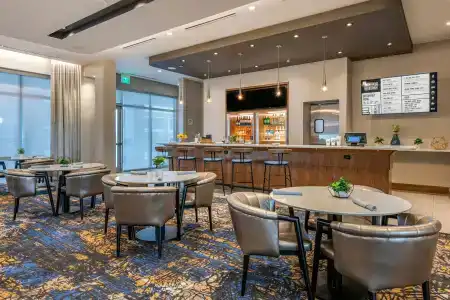 Courtyard by Marriott Fort Lauderdale Downtown - 22