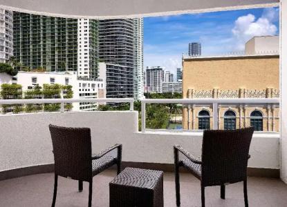 DoubleTree by Hilton Grand Biscayne Bay - 54