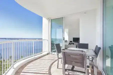 Crystal Bay On The Broadwater - 416