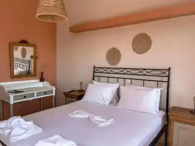 Nisea Samos - 20