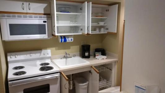 Suites at Jockey Club (No Fee) - 42