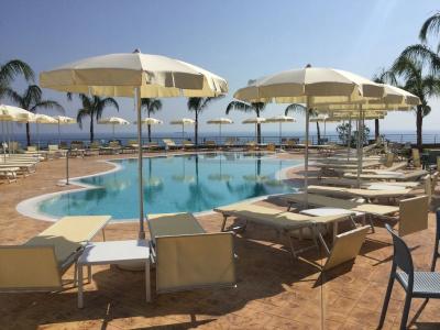 Blue Bay Resort - 15