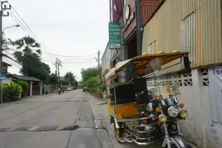 Bangkok Travel Suites - 19