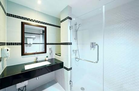 Adelphi Pattaya - Sha Extra Plus - 99