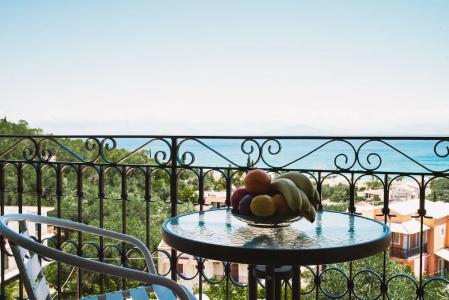 Avra Sea View Paradise Pool Aparthotel - 66