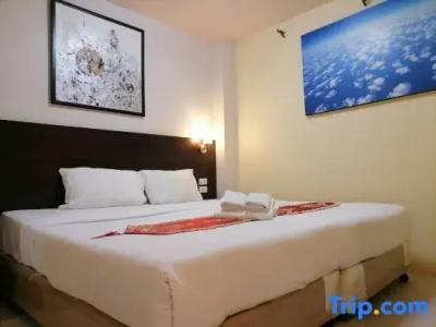 @ White Patong - 38