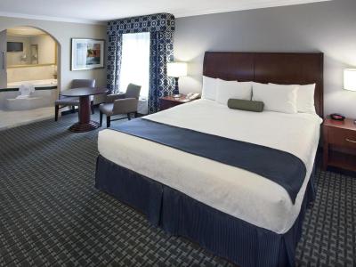 Best Western Plus Marina Shores - 65