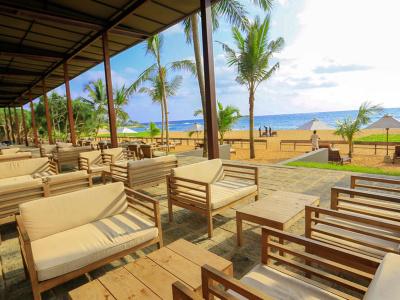 Pandanus Beach Resort & Spa - 19